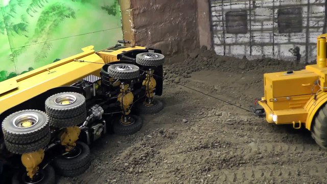RC TRUCK ACCIDENT, RC TIPPER ACCIDENT