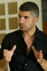 Özcan Deniz'in 'Özgecan' Mesajı Paylaşım Rekoru Kırıyor