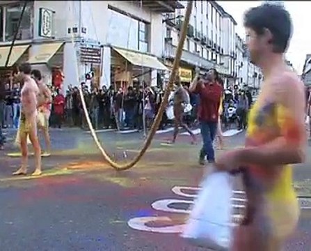 101102.JT.nu libre en roue libre