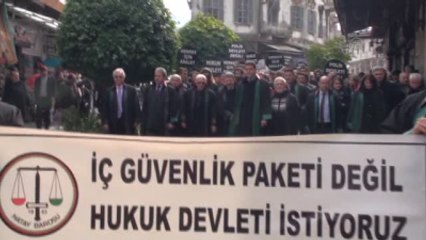 Hatay Barosu Avukatları, "İç Güvenlik Paketi" Tasarısını Protesto Etti