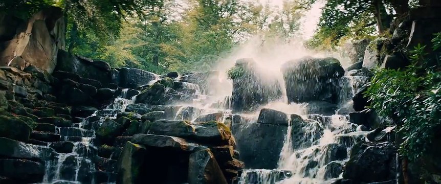 Into the Woods (2014) 720p BrRip x264 - YIFY