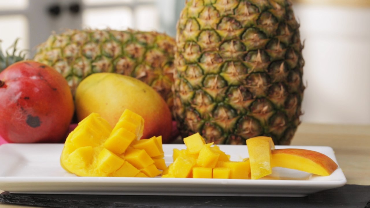 How To Cut a Mango