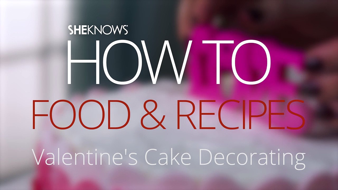 Valentine's Cake Decorating