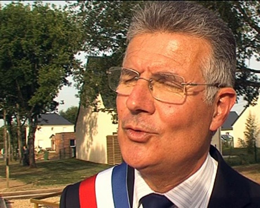 110518.JT.mail hendricks