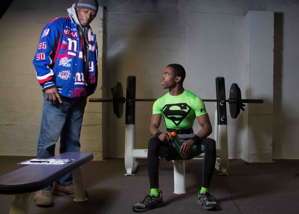 Inspirational Powerlifter Has Sights Set on Rio Paralympics