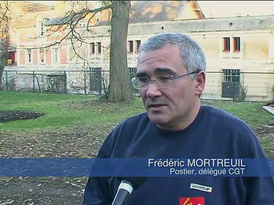 111212.JT.poste chateau renault