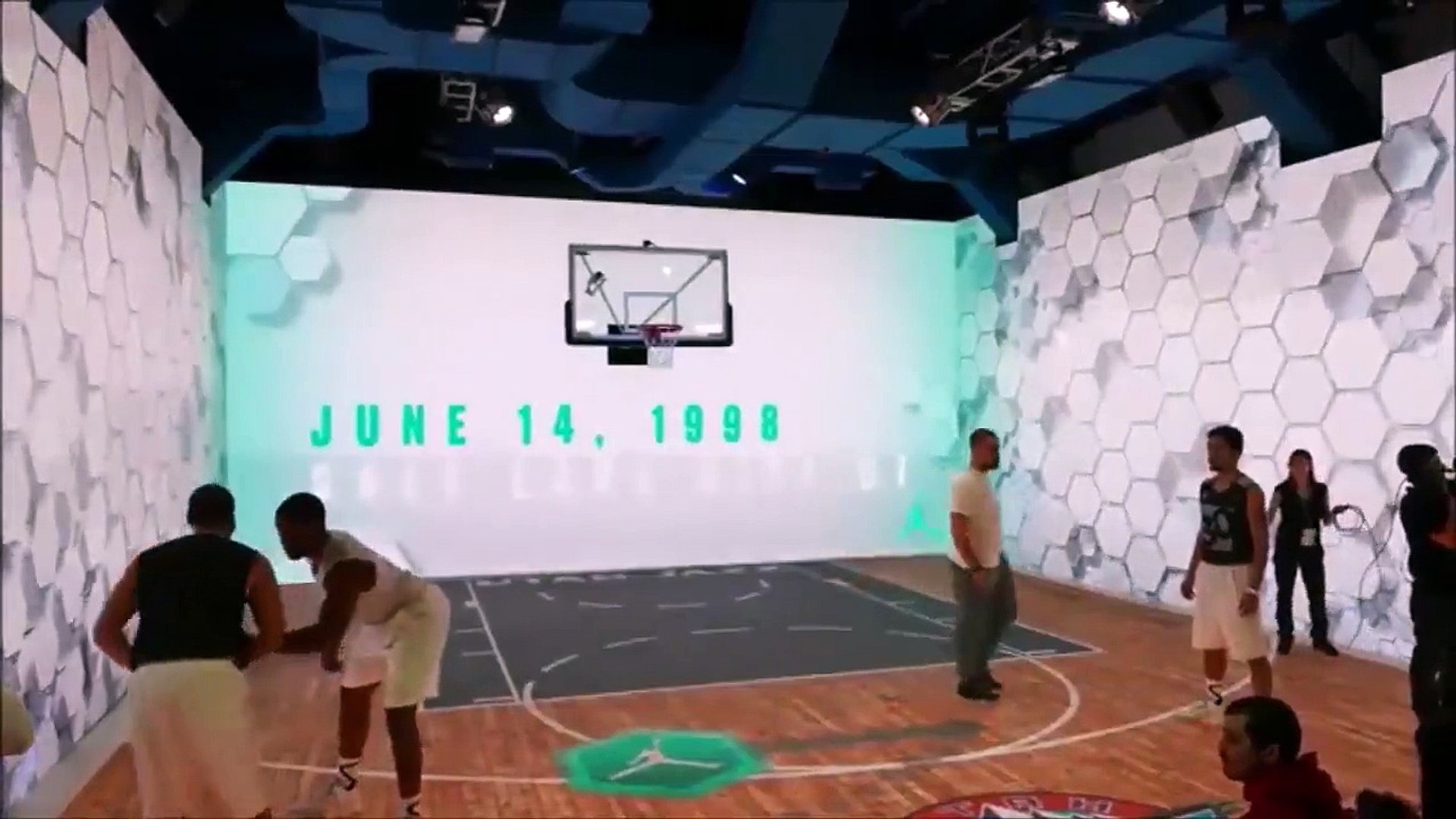 Incredible ! A Simulator of Michael Jordan historical action ! All-Star Game 2015