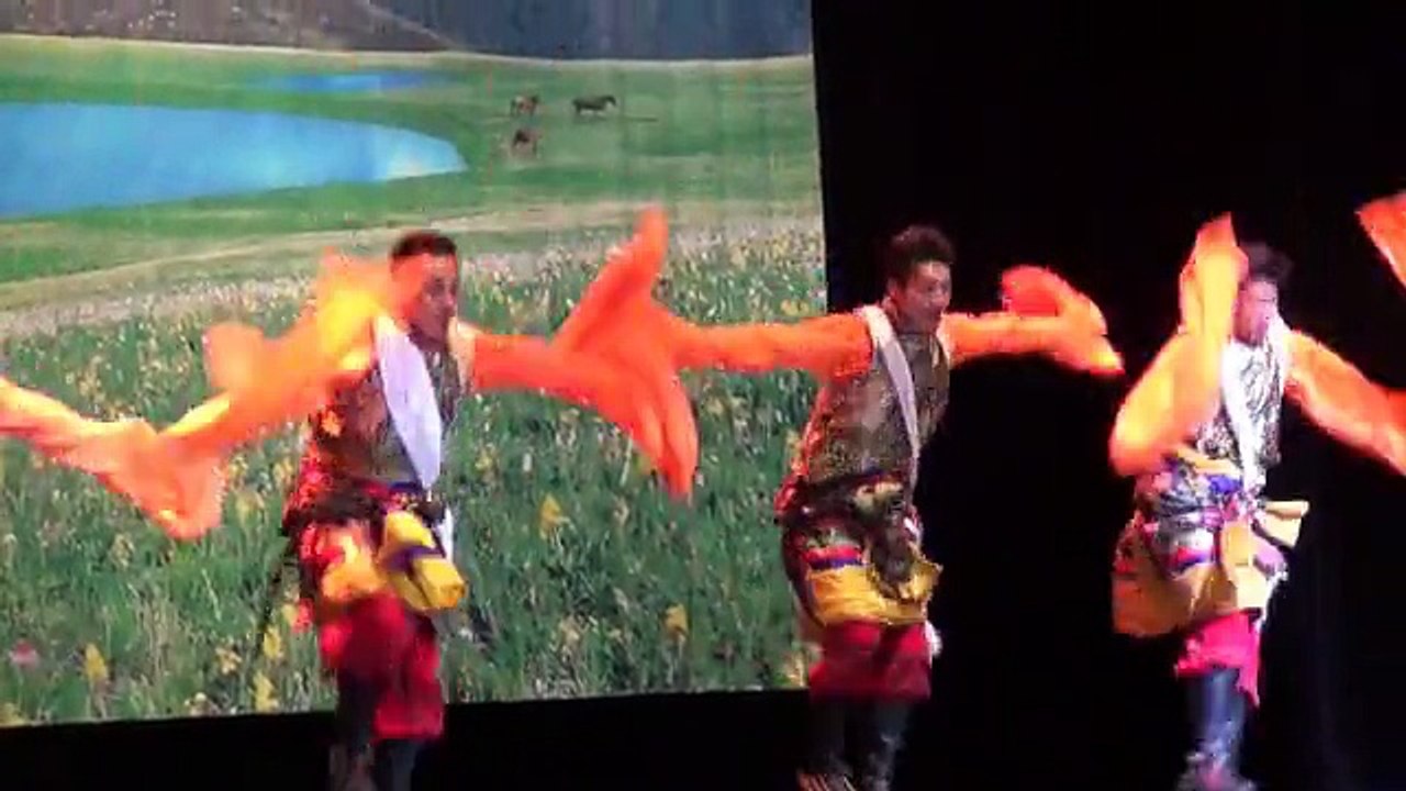 Style of Tibetan Khams-pa -四川省地方民族歌舞团新年慰问演出