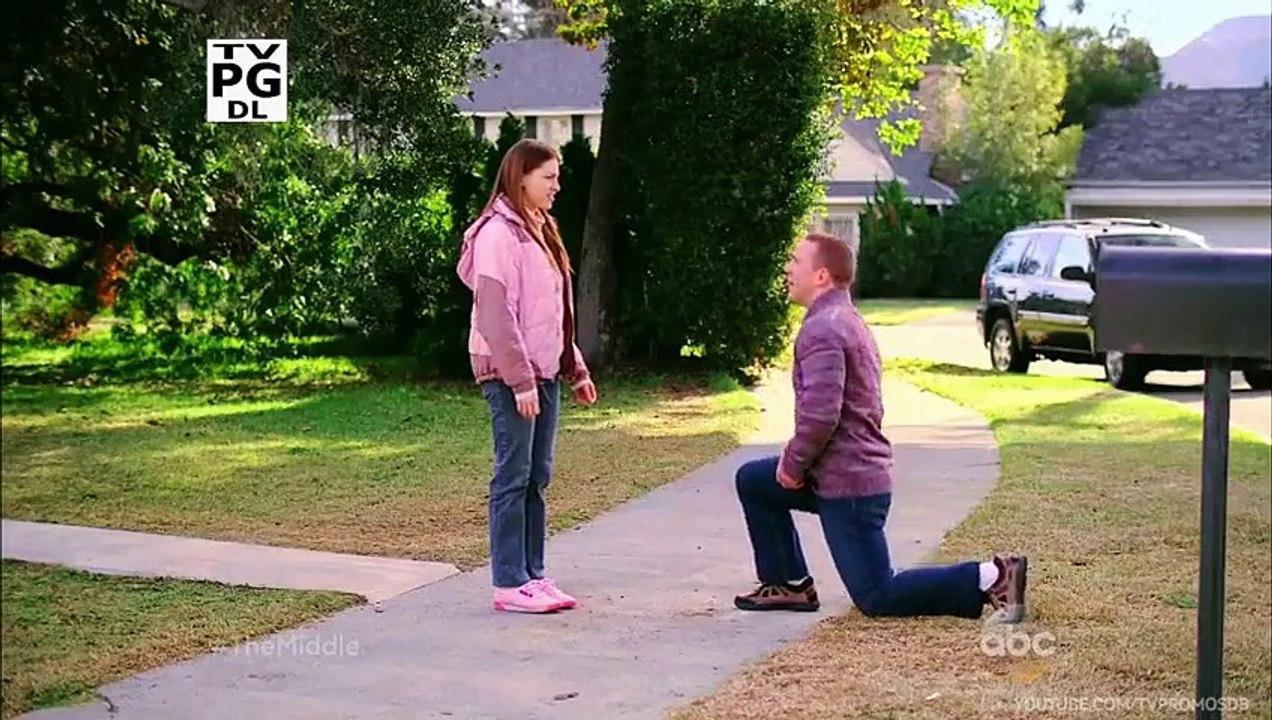The Middle 6.Sezon 14.Bölüm Fragmanı