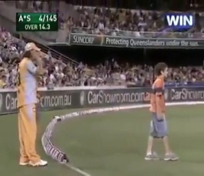 Andrew Symonds Lets Kids Do The Fielding in a Cricket Match - Extremely Unique Incident