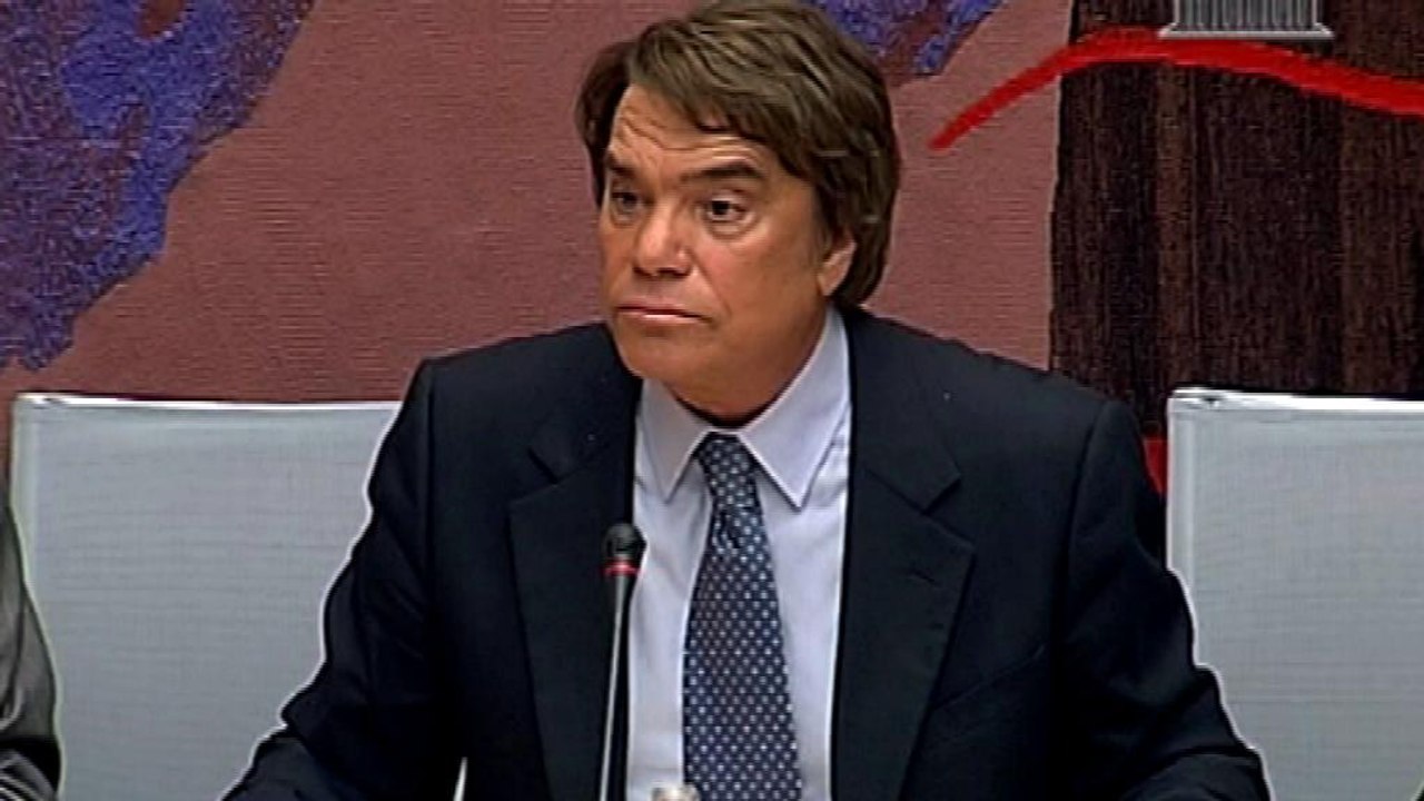 Crédit Lyonnais: les 403 millions octroyés à Bernard Tapie remis en cause?