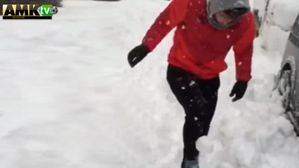 Oğuzhan Acar bu kez kartopu sektirdi