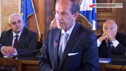 TG 16.02.15 Fitto a Lecce non raccoglie le provocazioni di Berlusconi: "Rinnovare il partito"