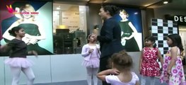 Lisa Haydon Cheered Kids Of Her Sisters Ballet Dance Academy