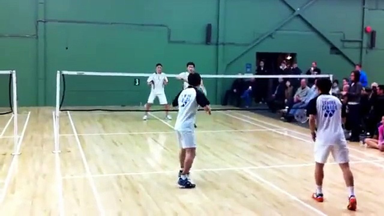 Badminton Intense Diving Rally