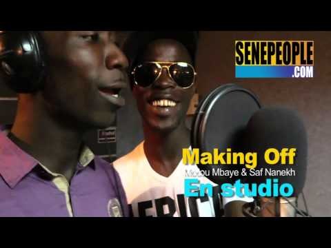 Modou Mbaye et Saff Nanékh en plein délires en studio