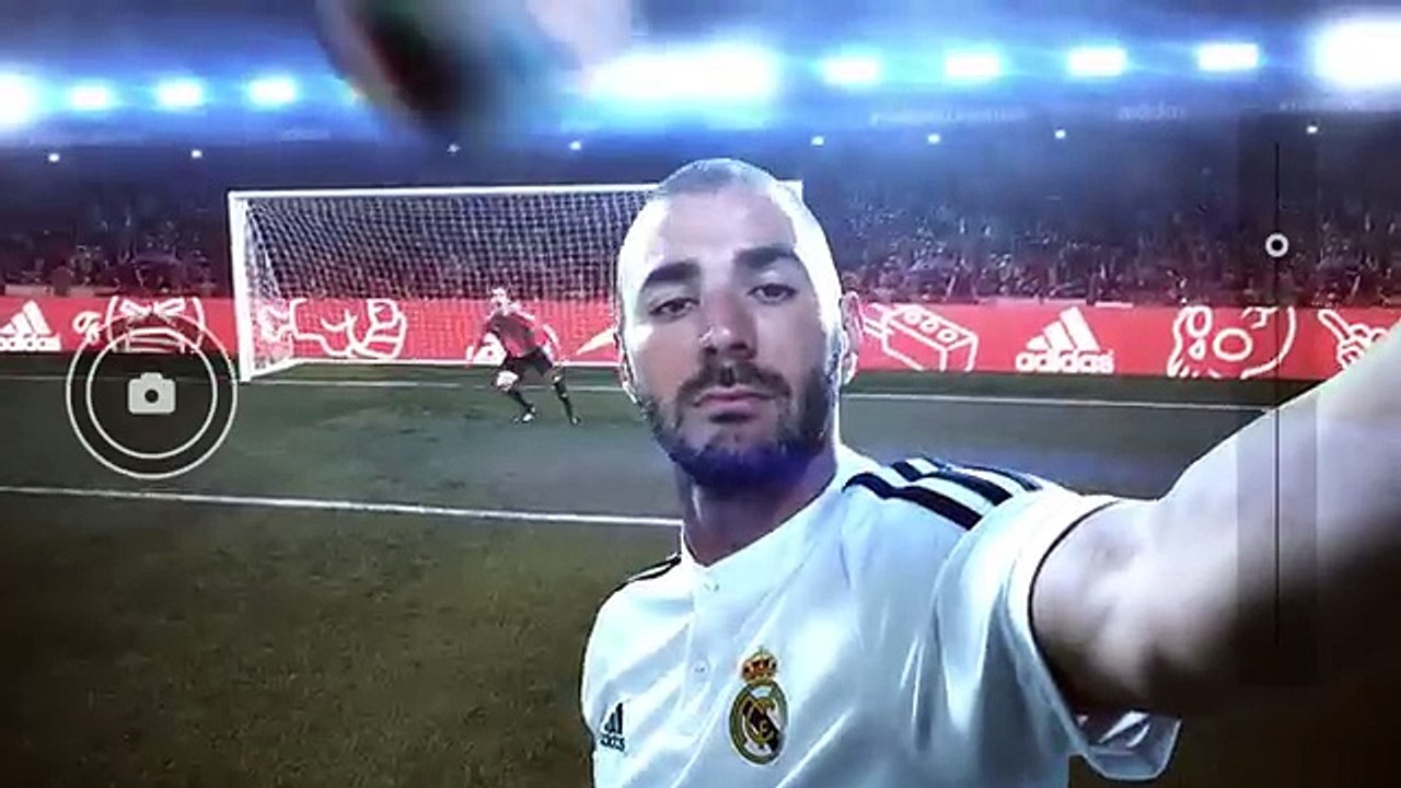 Iris Londres pour Adidas - équipementier sportif, «There will be haters» - janvier 2015