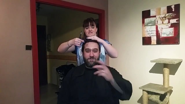 Le Professeur Djack d' Alsace Brumath chez le coiffeur