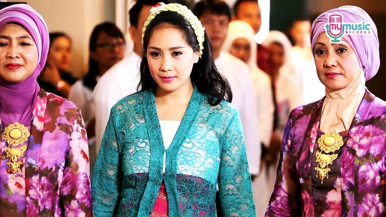 Raffi Ahmad & Nagita Slavina - Kamulah Takdirku (Official Music Video)