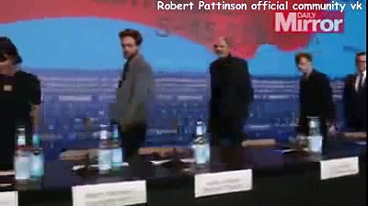 Интервью Роба для Reuters. Премьера фильма Жизнь на Берлинале (русс.суб.)