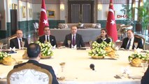 Cumhurbaşkanı Erdoğan, Cumhurbaşkanlığı Sofrası'nda Akademisyenlerle Bir Araya Geldi