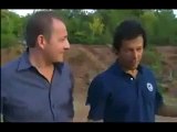 A Rare Video of Imran Khan Playing Cricket with His Sons