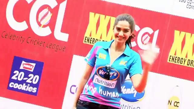 Sonam, Rhea launch their fashion brand