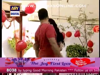 Actress Sana Fakhar and his husband fakhar dancing on indian song celebrating valentines day