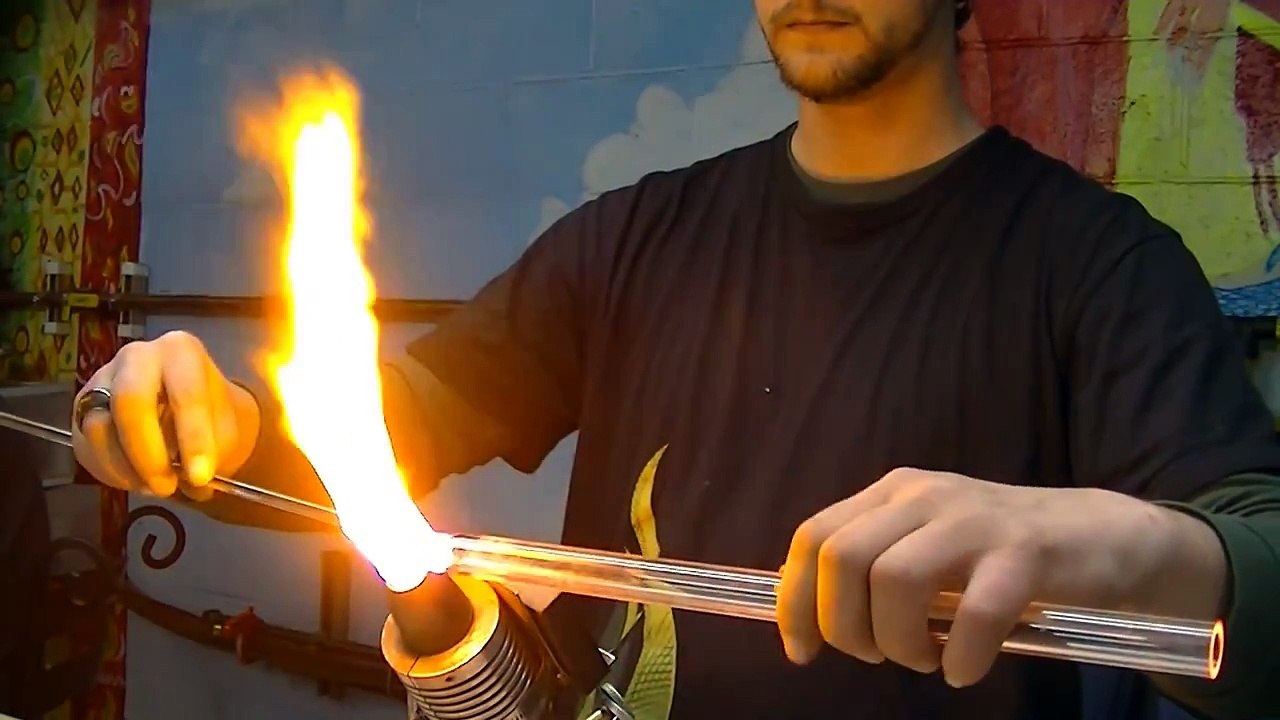 Glassblowing - Glass Reversal Ring Demo