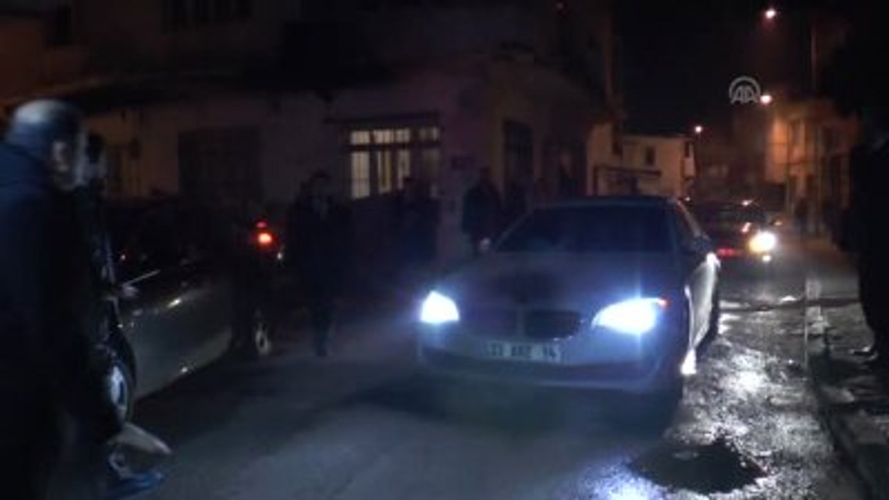 Destici, Özgecan'ın Ailesine Taziye Ziyaretinde Bulundu