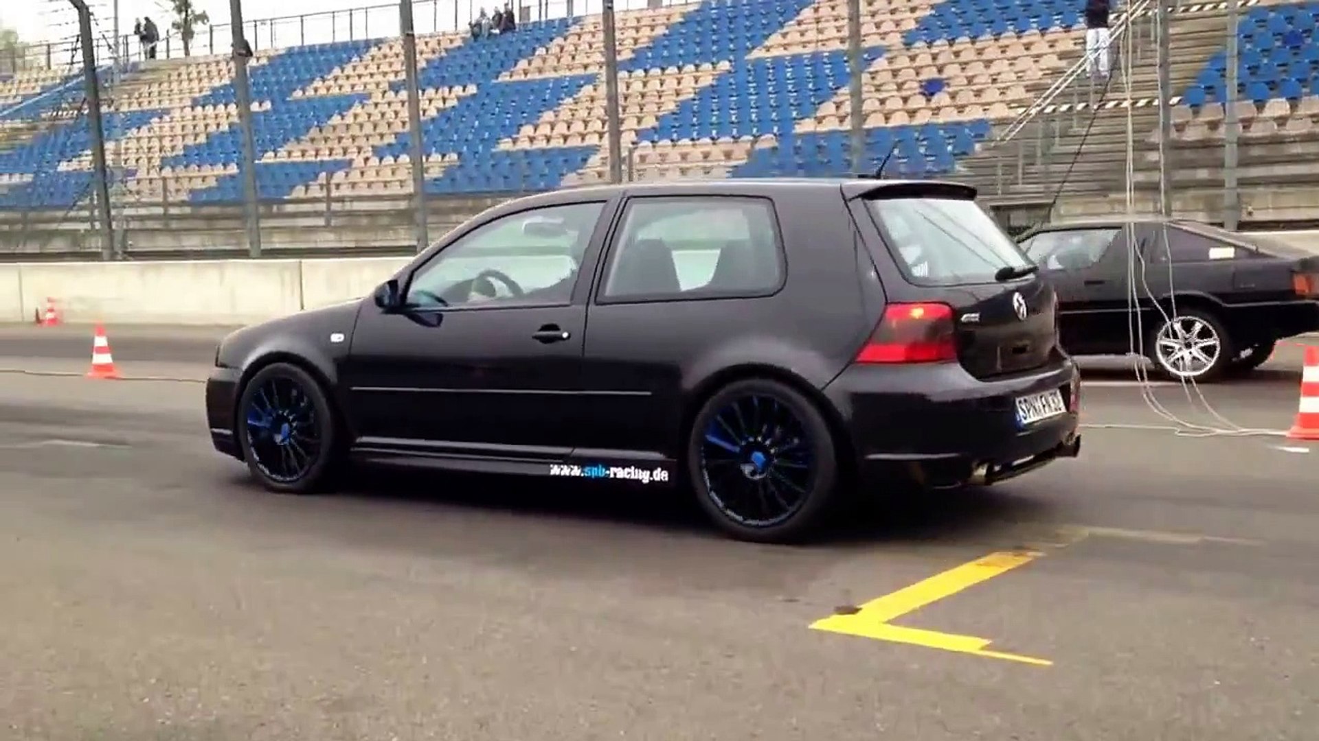 VW Golf 4 R32 Turbo vs Mitsubishi Coupé Turbo - video Dailymotion