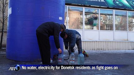 Donetsk residents without water, electricity as fight goes on