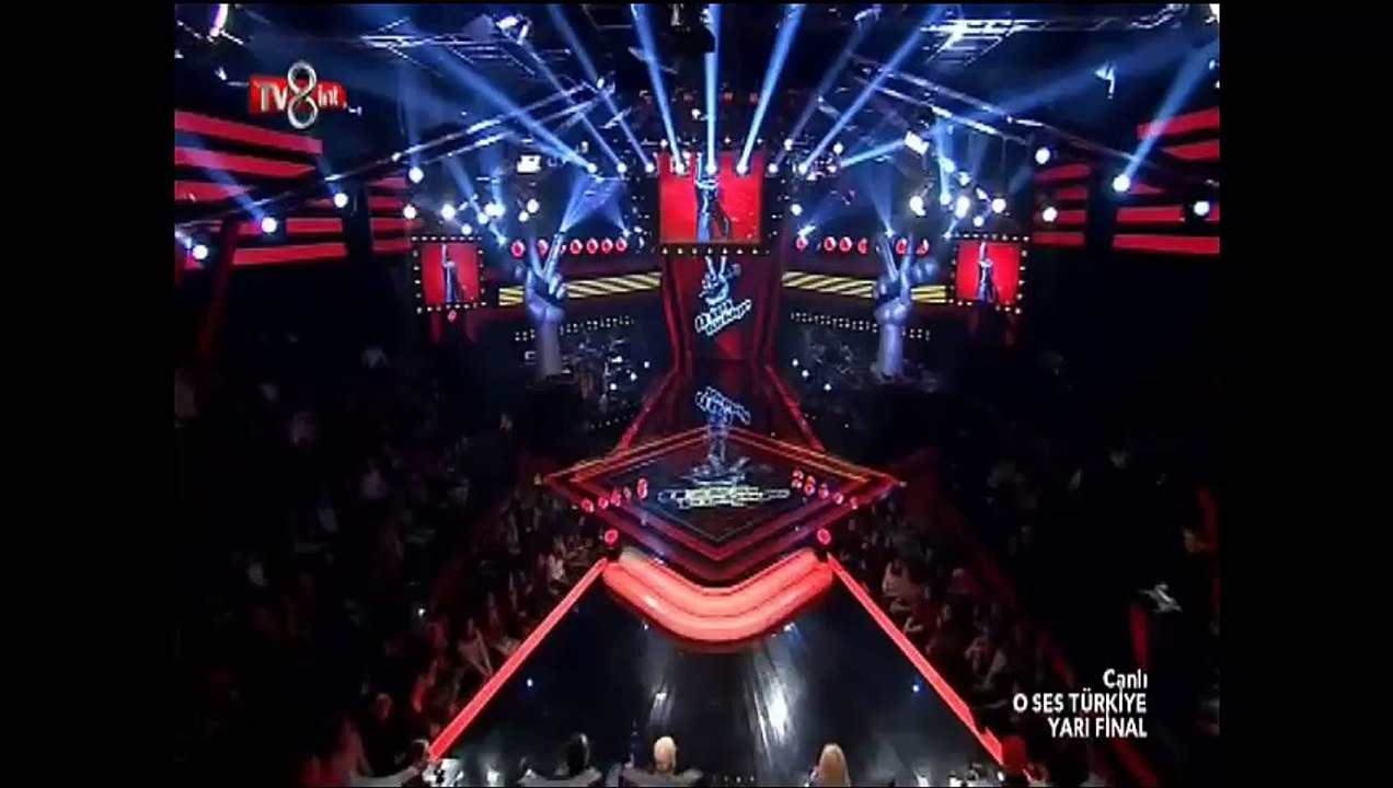 Hadise Özgecan'ın katilleri için idam istedi