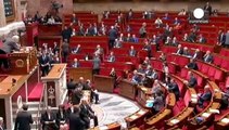 دولت فرانسه حکم حکومتی را به مصوبه پارلمانی ترجیح داد