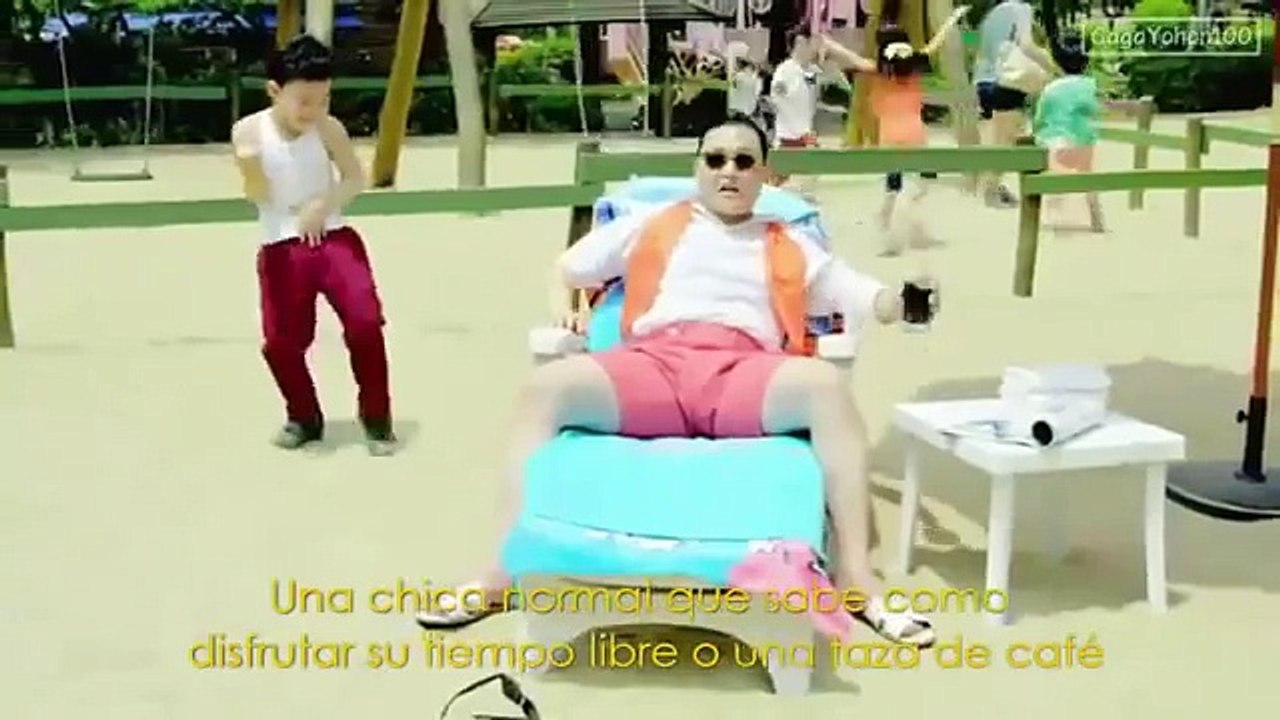 PSY Gangnam Style (Official Video)