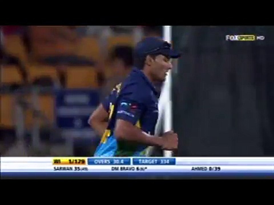 Fawad Ahmed bowls to Darren Bravo and Ramnaresh Sarwan