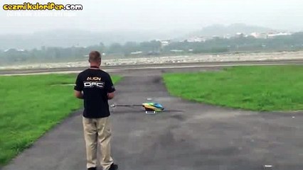 Kendinden Geçen Oyuncak Helikopter