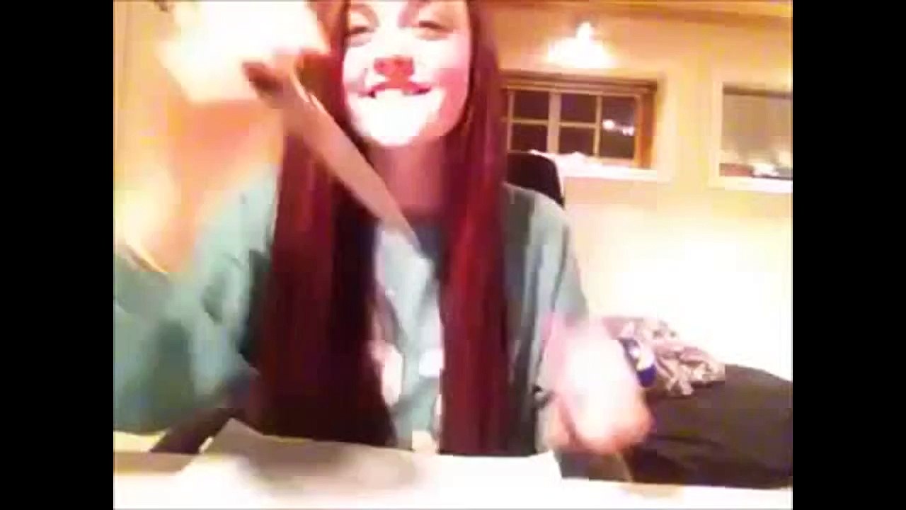 The NEW Knife Game Song! Full Version! Cute Knife Girl Plays And Sings Knife song