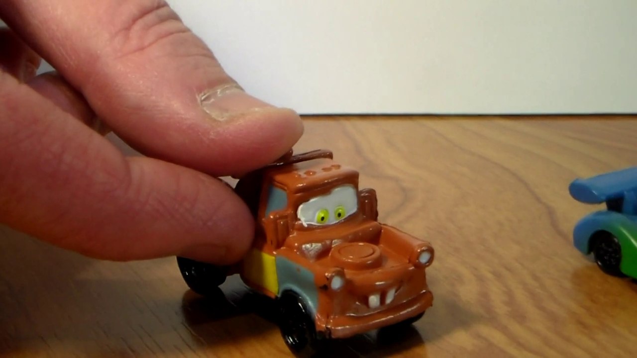 Cars 2 Lightning McQueen Mater Complete Activity set 12 Disney Figures Arabalar Oyuncak!