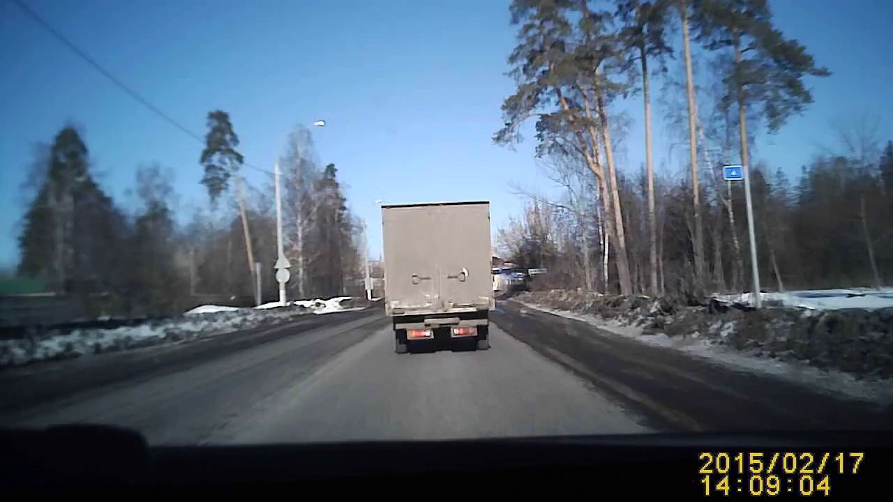 Не вошел в поворот - ДТП в Балашихе 17.02.2015