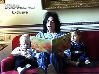 Michael Jackson reading a book to his children (Prince and Paris)