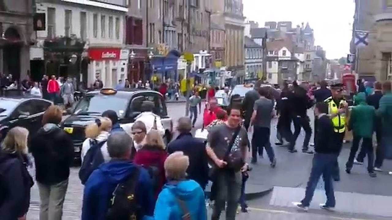 Hearts vs Hibernian Fans Fight video Dailymotion