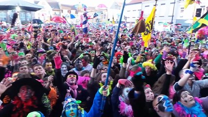 Bande de Rosendael 2015: le jet de harengs.