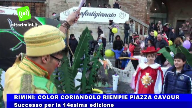 Color Coriandolo riempie piazza Cavour: successo per la 14esima edizione