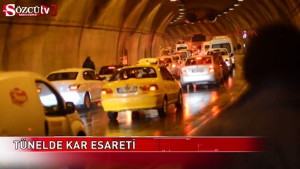 Tünel'de trafik durdu, Vatandaşlar otobüslerden inip yürüdü
