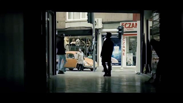 Sinan Akçıl Feat İzel - B'işey olmuş