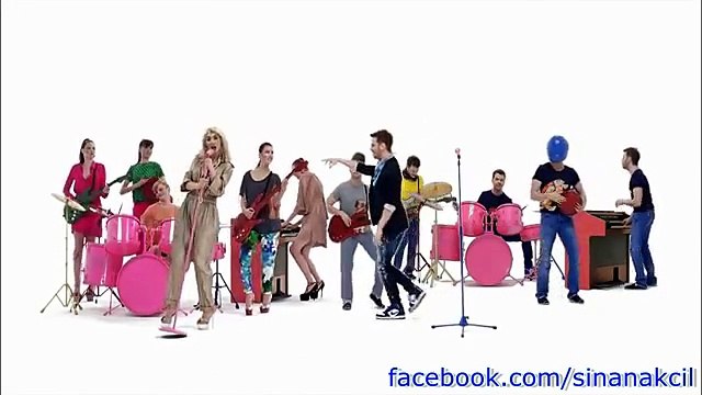 Sinan Akçıl (feat. Hande Yener) - Atma