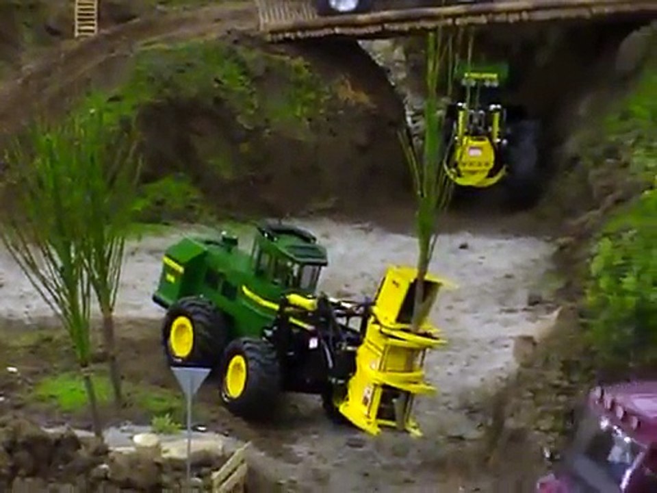 HEAVY RC MACHINES, RC SKIDDER, RC ROADWOIRKER