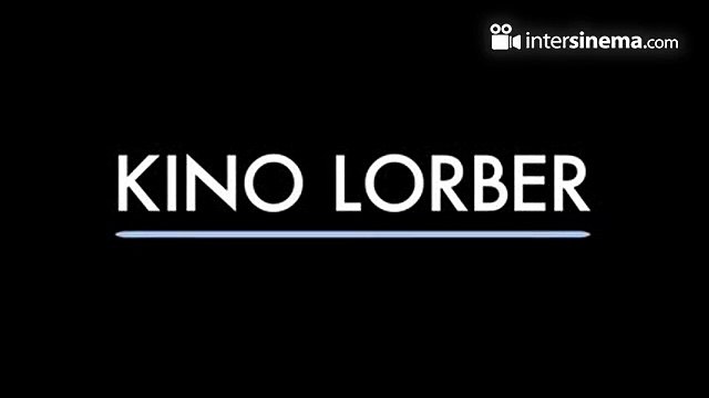 Gece Yarısı Sokakta Tek Başına Bir Kız - Fragman