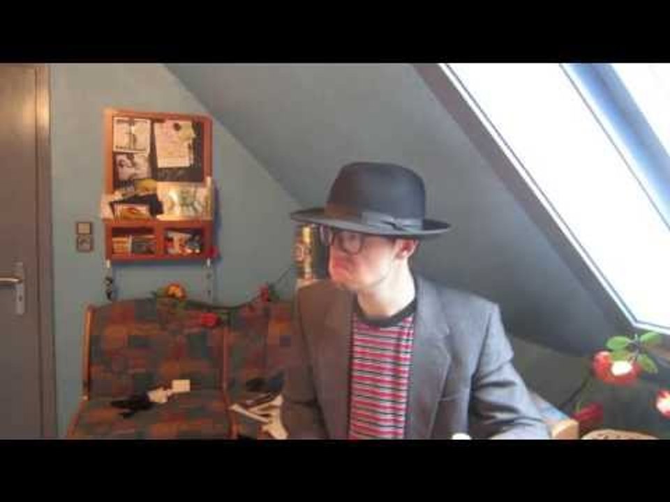 German Doesn't Understand Japanese Caller